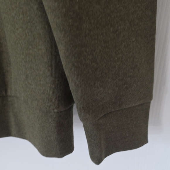 Under Armour Men's Olive Hoodie New - Picture 8 of 9